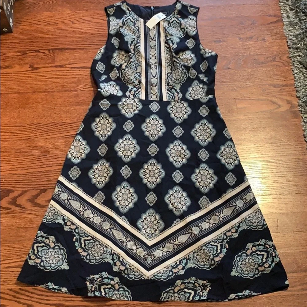 DRESS - Picture 2 of 4